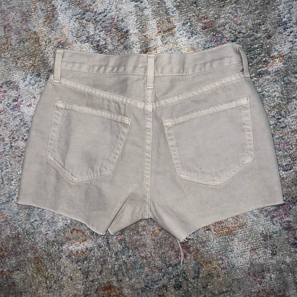 Off white shorts - Picture 4 of 4